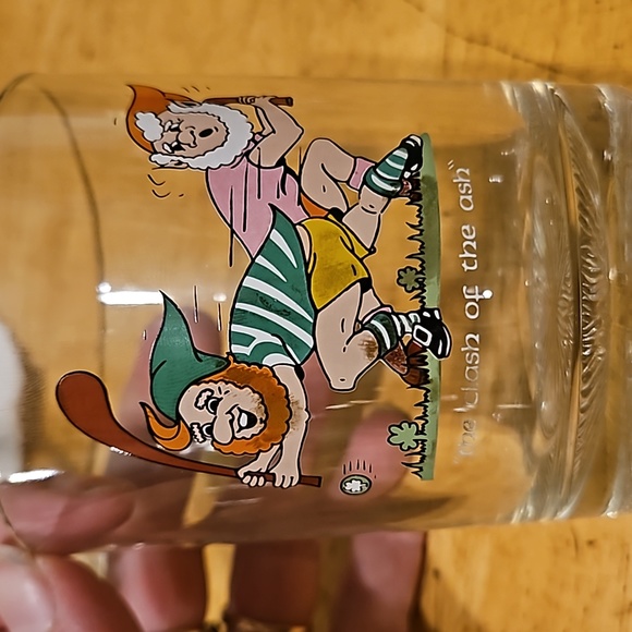Celtic Glass Company LTD Irish Leprechauns Illustrated Whiskey/Rocks Glasses Set - Picture 3 of 10